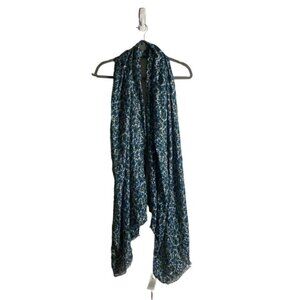 NWT Gap Women’s Blue Frayed knit Floral Scarf